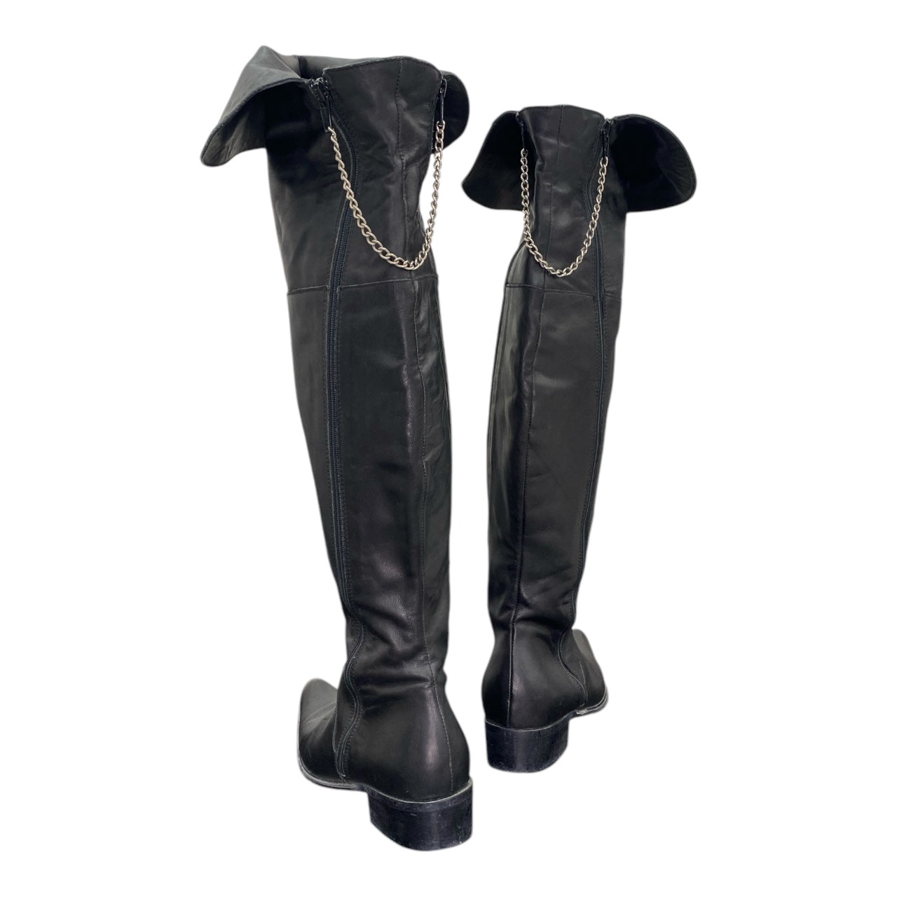 Pointed overknee leather boots