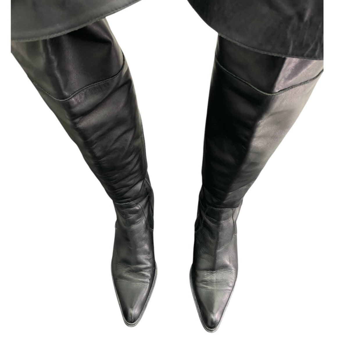 Pointed overknee leather boots
