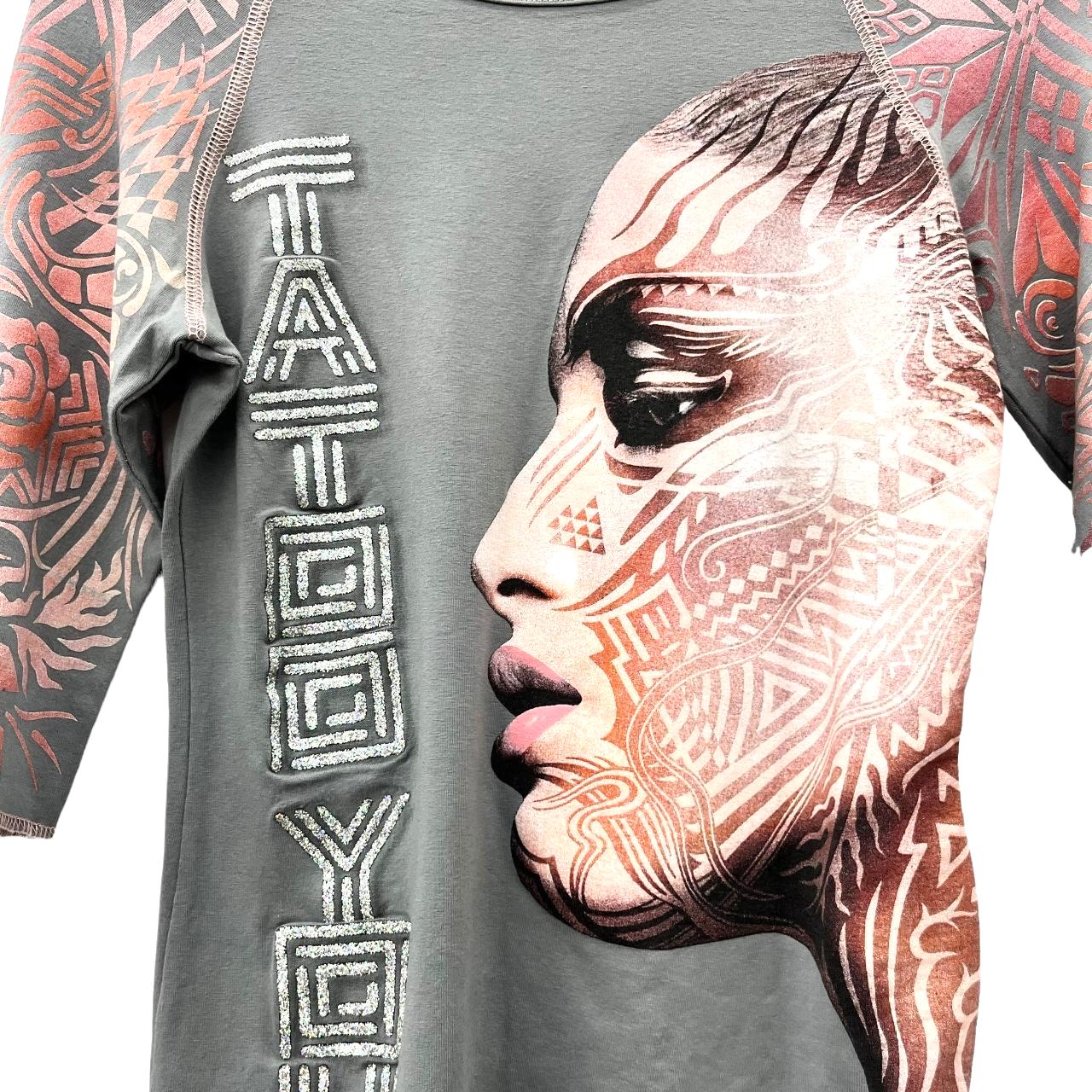 Y2K tribal t-shirt with print