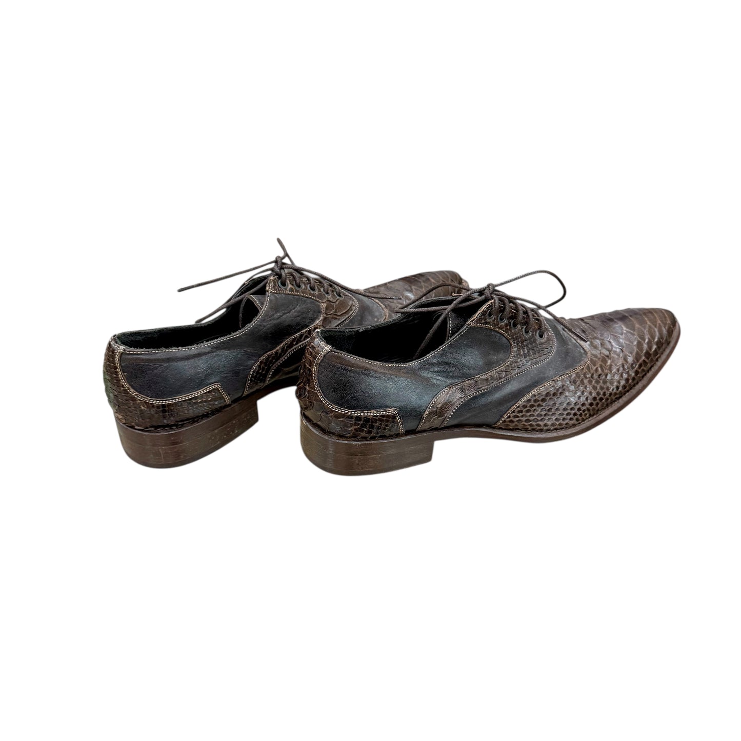Men's pointed croco derbys