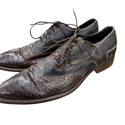 Men's pointed croco derbys
