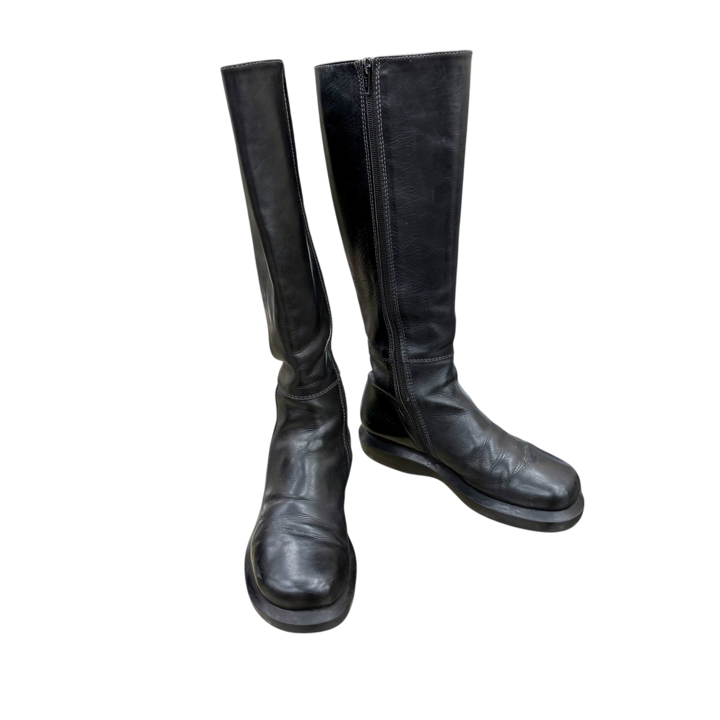Knee-high platform boots