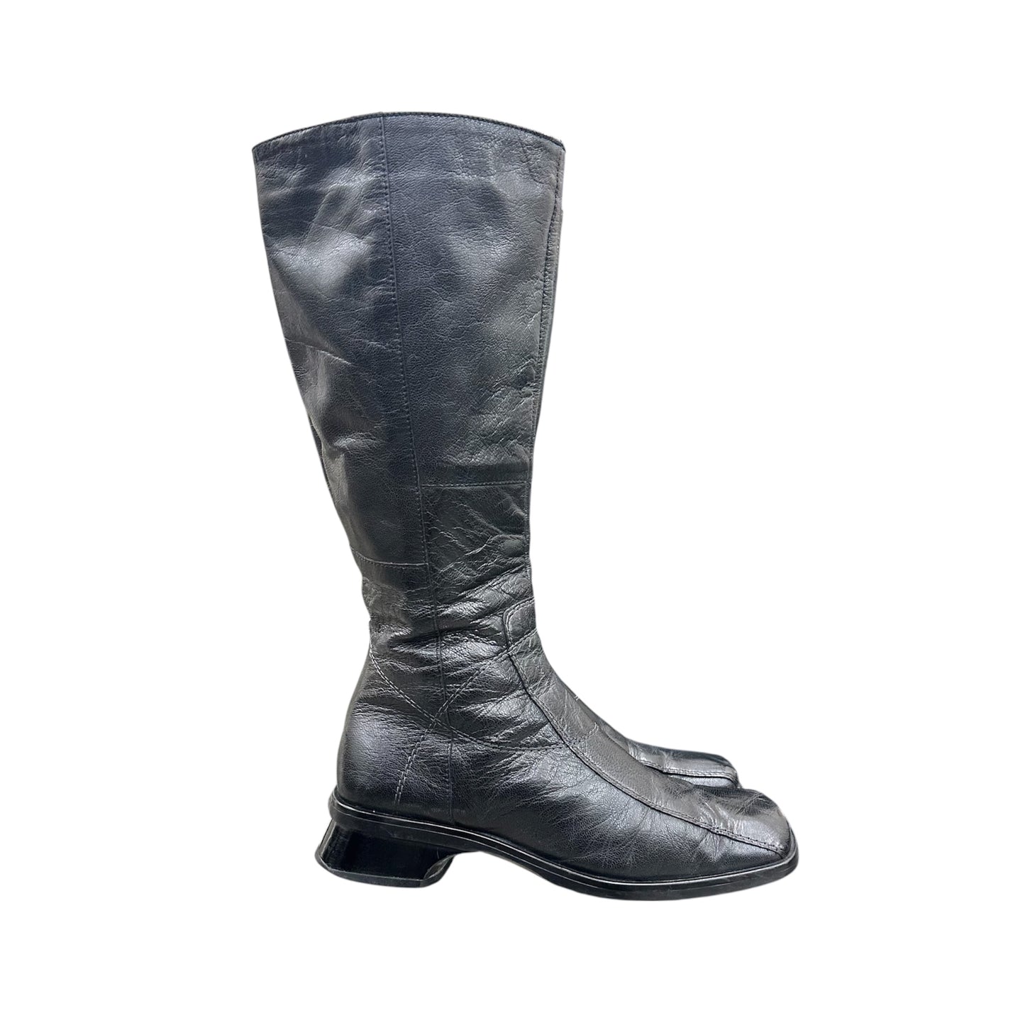 Square-toe knee-high boots