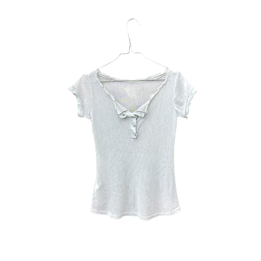 Distressed buttoned mesh t-shirt