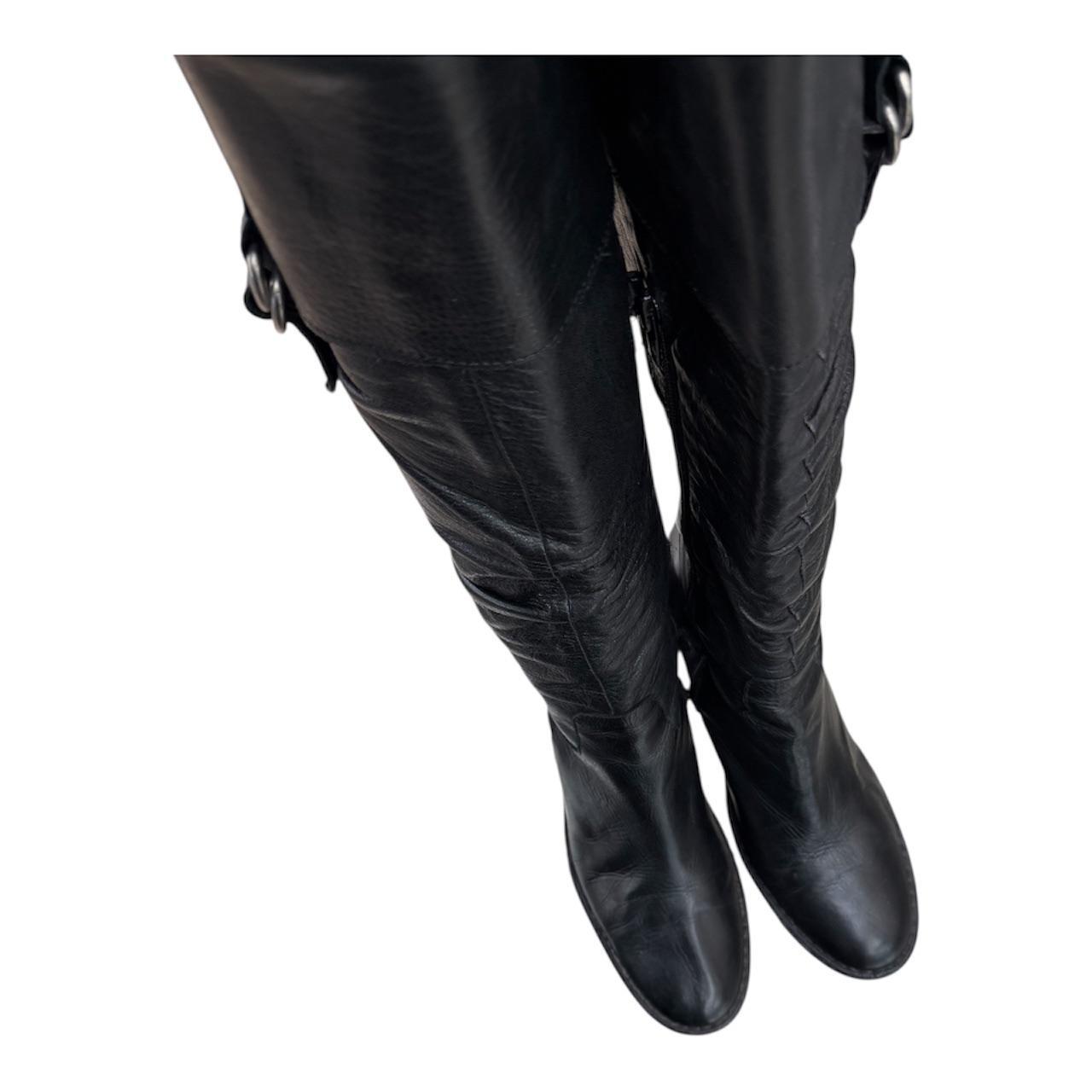 Knee high gathered leahter boots