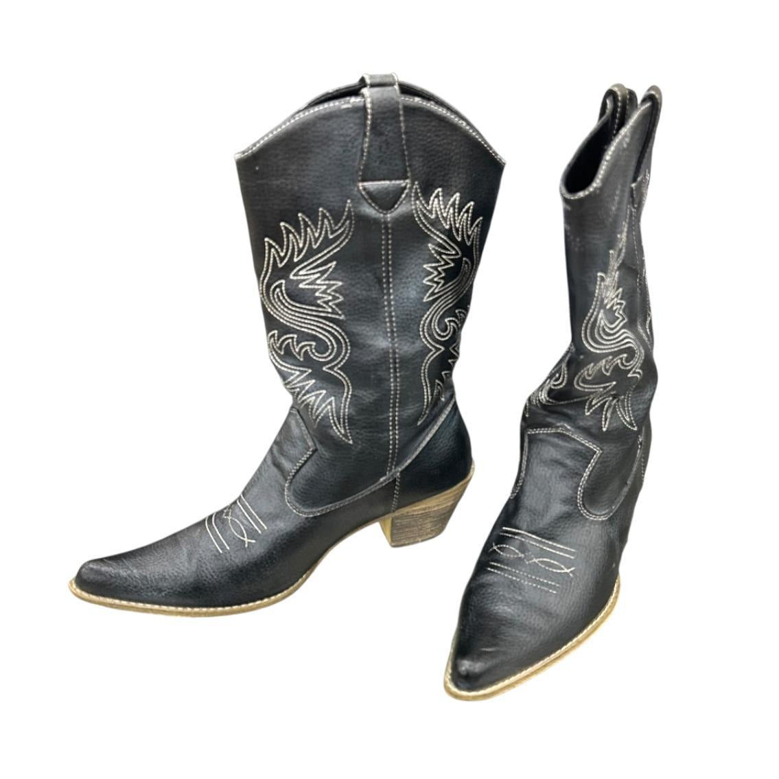 Mid-calf stitched cowboy boots