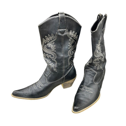 Mid-calf stitched cowboy boots