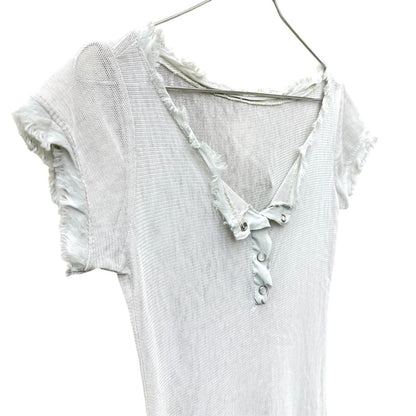 Distressed buttoned mesh t-shirt